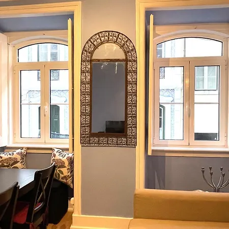 Principe Real 3Bedroom Apartment In Historic 18Th-Cent Building-3